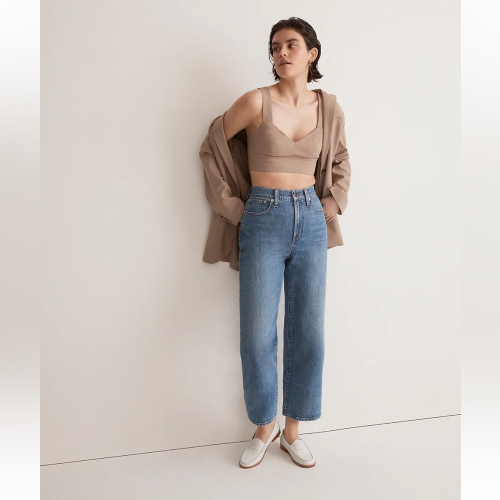 The Petite Perfect Vintage Wide-Leg Crop Jean in Cresslow Wash